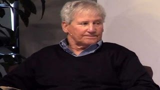 Watch Bill Campbell, Silicon Valley's legendary coach and mentor dies at 75 Video