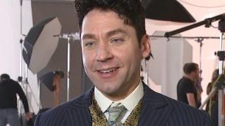 Watch 'Houdini and Doyle' Stars Get Camera Shy Video