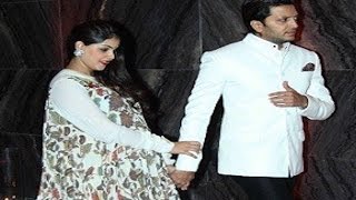 Watch Genelia D'Souza flaunts Baby Bump @ Bipasha Basu Karan Singh Grover WEDDING Video