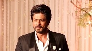 Watch Shahrukh Khan Grand Entry At Bipasha Basu-Karan Singh Grover Wedding Reception Video