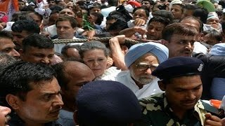 Watch Sonia, Rahul, Manmohan Singh open fierce attack on PM Modi Video