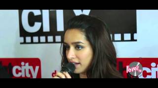 Watch Baaghi stars,Tiger Shroff and Shraddha Kapoor impress Feverites with their dance performance Video