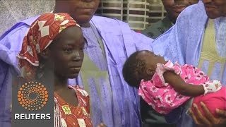 Watch Kidnapped Chibok girl's return sparks new hunt for 218 others Video