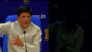 Watch Power failure during press conference embarrasses power minister Video