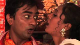 Watch Agwa Ke De De Pichhawa Ke DeDe Making Of Bhojpuri Album Tohro Nazar Katari Baa Video