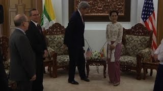 Watch Kerry Meets Suu Kyi, Talks Sanctions, Rohingya Video