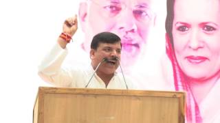 Watch Sanjay Singh Addresses People During Protest on Helicopter Scam at Jantar Mantar Video