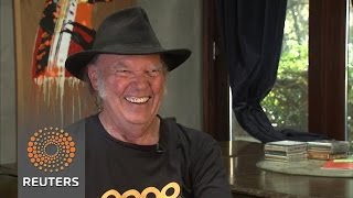 Watch Rocker Neil Young talks U.S. presidential politics Video