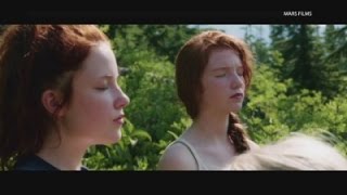 Watch 'Captain Fantastic' stars consider a wild life Video