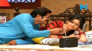 Watch Manmohan Tiwari sings to impress Bhabhi ji Video