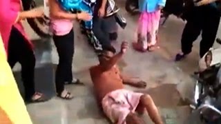 Watch On Cam: Students thrash music teacher in Madhya Pradesh Video