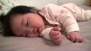 Watch Whatsapp Funny Videos: Cute Baby Video