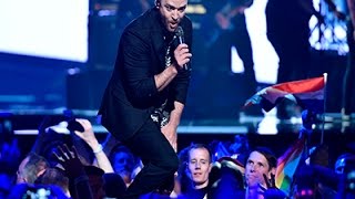Watch Stars at CMT Awards Talk Song of the Summer Video
