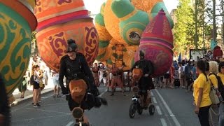 Watch 70th Avignon Festival kicks off with a parade Video