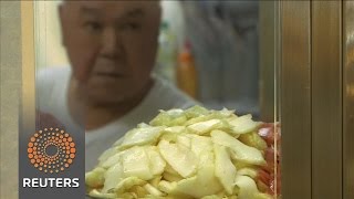 Watch Singapore's fading food hawker heritage Video