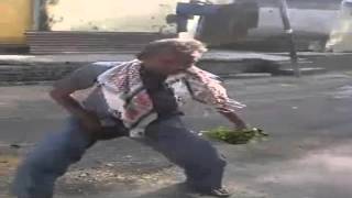 Watch whatsapp funny videos india old drunk man hitting himself Video