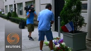 Watch NYC pays tribute to Nice victims at French consulate Video