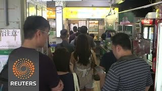 Watch Singapore's Michelin star hawker food Video