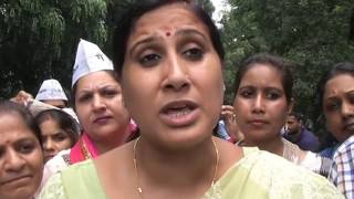 Watch raajadhaanee mein badatar hotee mahila suraksha ko lekar aap ne kiya grhamantree aavaas ka gheraav Video