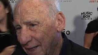 Watch Stars Share Norman Lear Memories Video