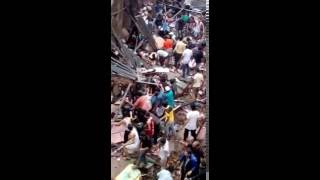 Watch Bhiwandi : Building collapse in Gaibi Nagar Bhiwandi, Dist.Thane, Near Mumbai 31 july 2016 Video