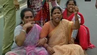 Watch YSRCP calls state-wide shutdown in Andhra Pradesh over special status issue Video