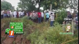 Watch Woman Commits Suicides Along With Daughter In Karimnagar | iNews Video