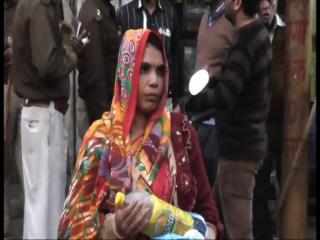 Watch Kisan ke khate me nahi pauche chek ke paise , pidit ne di suicide ke chetawani Video