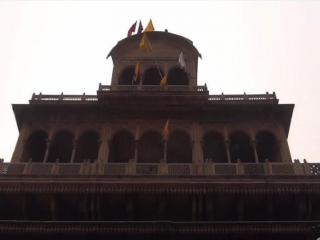 Watch Samajwadi sarkar kar sakti hai banke bihari mandir ka adhigrahan Video