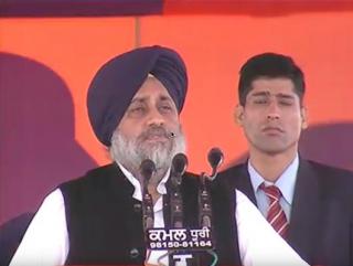 Watch Pradhan Banne Par Sukhbir Ne Captain Ko Diya Kaam! Video