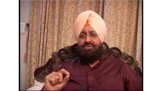 Watch Badal sahib... sukhbir ka ilaaz karwao- bajwa Video