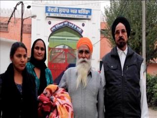 Watch Malooka Ko Thappad Maarne Wale Buzurg Jail Se Hue Rihaa Video
