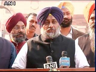 Watch Sukhbir Ne Rashtarpati k Sath ki Mulakat Video
