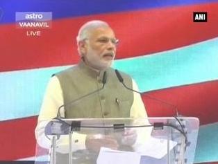 Watch PM Narendra modi in Malasia, addressed indian diaspora Video