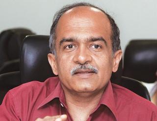 Watch Prashant Bhushan said open debate challenge to Kejriwal on issue of lokpal Video