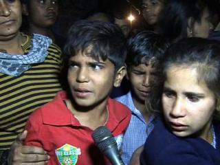 Watch Shak Ke Chalte Patni Ki Dandon Se Peet-Peetkar Hatya Video