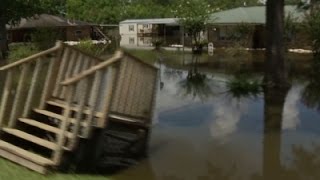 Watch Rescue Crews Going Door-to-Door in Louisiana Video