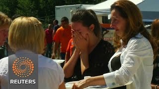 Watch Volunteers prepare special lunch for Italian quake survivors Video