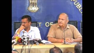 Watch Delhi CM Briefs Media on Rise of Minimum Wages and No Liquor Shop in Delhi this year Video