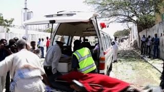 Watch Raw: Somalia Bombing Near Presidential Palace Video