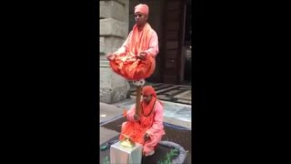 Watch WONDERFUL VIDEO - It happens only in India. Really Amazing Video Video