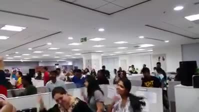Watch Yo Yo Jack & students are Dancing on Kolaveri di song Video