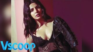 Watch Priyanka Chopra Crowned As Hollywood Royal - VSCOOP Video