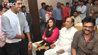 Watch TOLLYWOOD ACTOR VENKATESH DRISHYAM MOVIE SUCCESS MEET PHOTO GALLERY STILLS SLIDE SHOW PART 1/2 Video