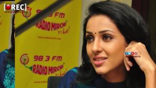 Watch Actress Priyasri stills at Radio Mirchi Majnu promotion - latest tollywood photo gallery Video