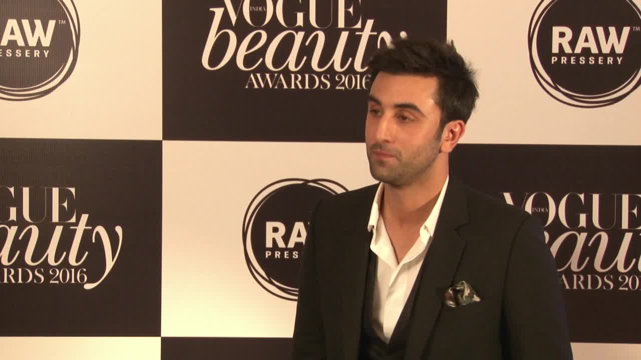 Watch Will Aishwarya Promote 'Ae Dil Hai Mushkil' On 'Bigg Boss' ? Video