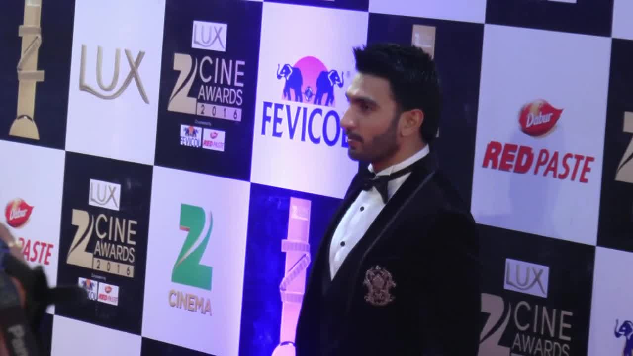 Watch Bollywood Stars Who Suffered From Depression Video