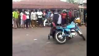 Watch Amazing People Doing Impossible Things With motobike Video