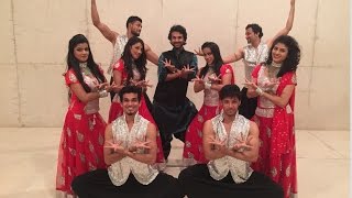 Watch Kajra Re - Bollywood Night with Devesh Mirchandani and Group Video
