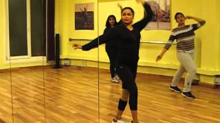 Watch Bollywood Class at Dancercise Studio, Routine on Dance Like a Chhamiya from Happy New Year Video